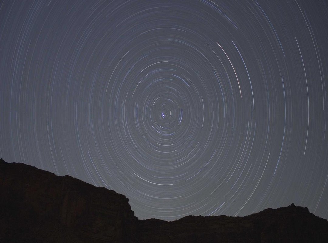 More Than Just an Image: The Impact of Your Wallpaper Choice